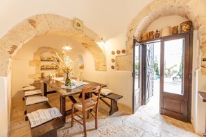 Dining - Trulli Delle Grotte - Castellana... (Castellana grotte)