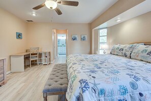 3 bedrooms, iron/ironing board, free WiFi, bed sheets - Aloha Shores | Pet friendly | Pool | fenced yard (Rotonda West)