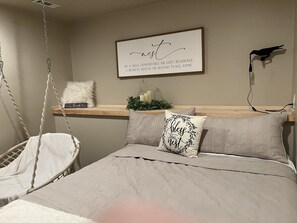 3 bedrooms, free WiFi, bed sheets - Private Cabin Overlooking Hocking Hills (Rockbridge)