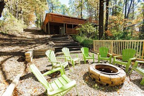 Property grounds - Private Cabin Overlooking Hocking Hills (Rockbridge)