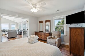 3 makuuhuonetta, silitysrauta/-lauta, Wi-Fi, vuodevaatteet