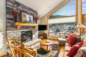 Townhome, 3 Bedrooms | Living area | TV, books