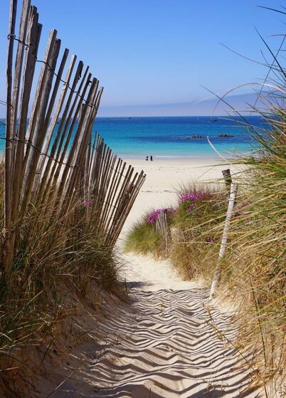 Character property 3km from the beach, covered swimming pool