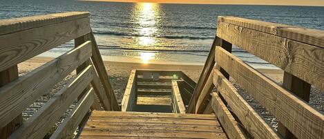 Beach nearby, sun loungers