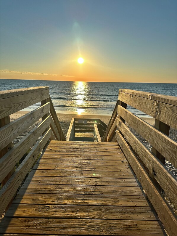 Beach nearby, sun loungers