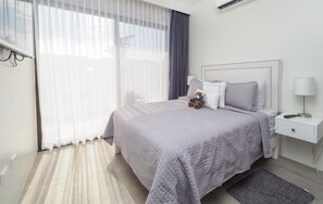 อพาร์ทเมนท์สำหรับครอบครัว | 2 ห้องนอน, ตู้นิรภัยในห้องพัก, ห้องพักตกแต่งอย่างมีเอกลักษณ์