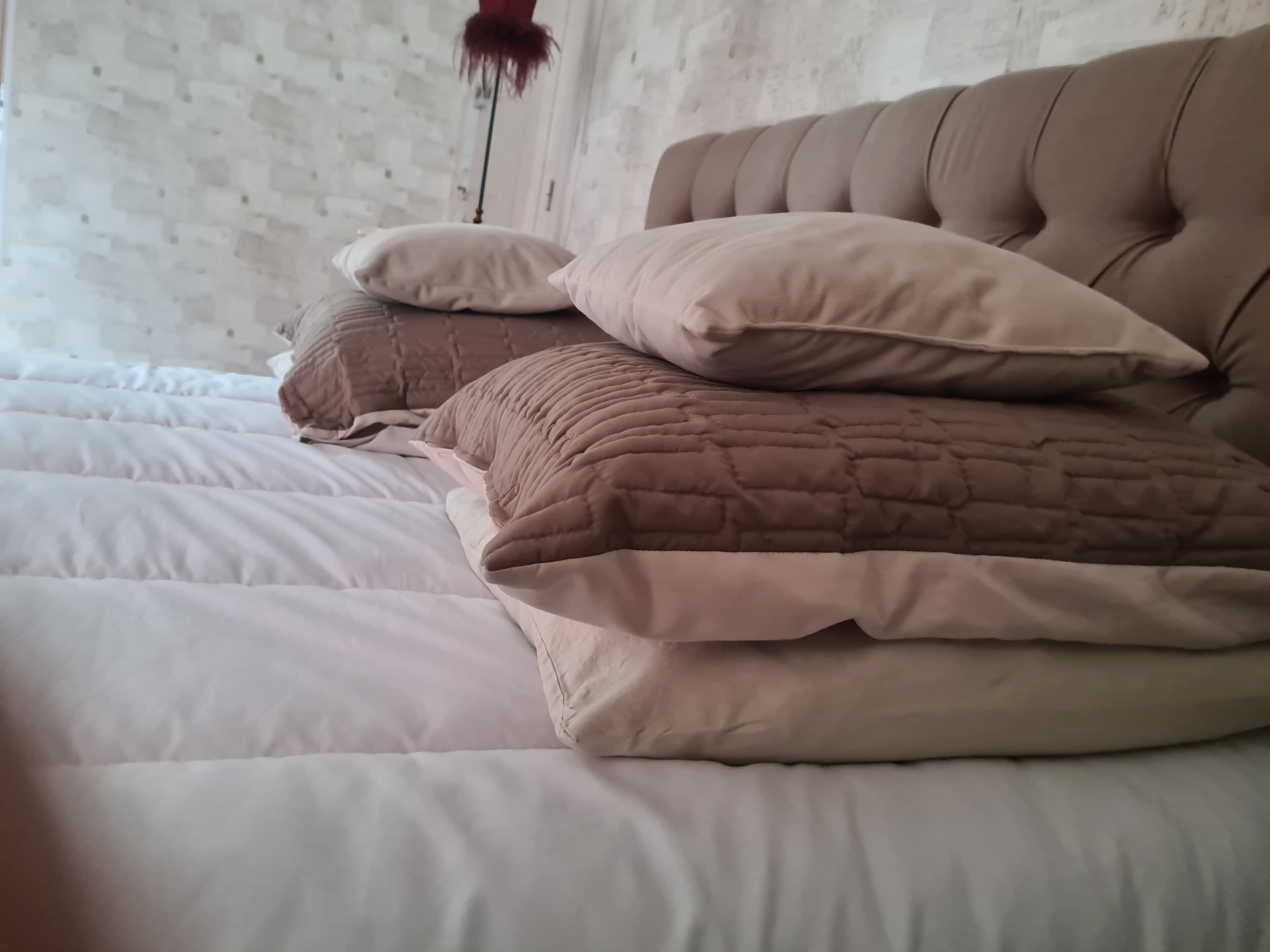 9 Schlafzimmer, Bügeleisen/Bügelbrett, kostenloses WLAN, Bettwäsche