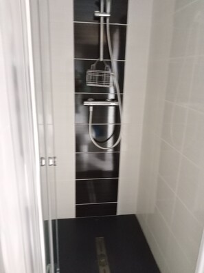 Dusche, Haartrockner