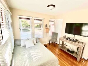 บ้านพัก (5 Bedrooms) | 5 ห้องนอน, พื้นที่ทำงานแบบใช้แล็ปท็อป, เตารีด/โต๊ะรีดผ้า, Wi-Fi ฟรี