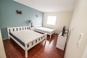 2 bedrooms, Internet