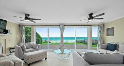 Oceanfront Beach Villa on Daytona Beach Shores