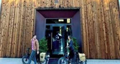 Chic and Cozy: 'Le Coop' in the Heart of Paso
