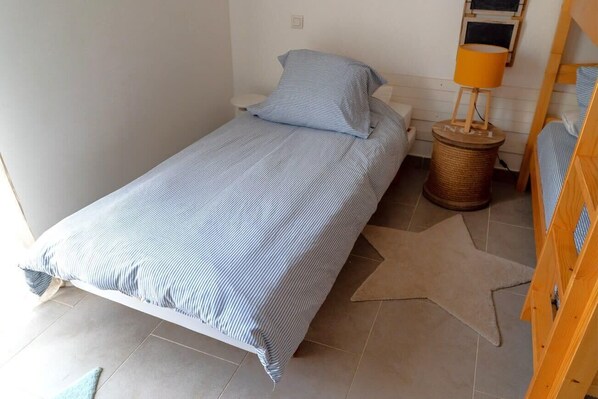 2 間睡房、熨斗/熨衫板、可攜式嬰兒床、Wi-Fi