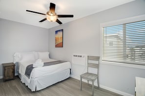 2 bedrooms, iron/ironing board, WiFi, bed sheets