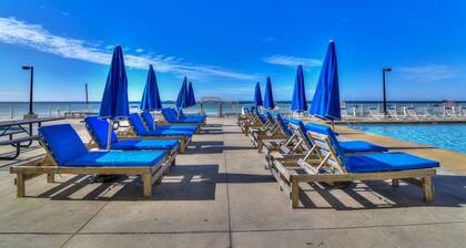 Spacious Beachfront Condo Located on Grand Lagoon