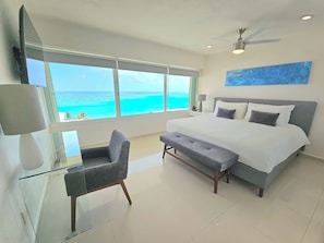 3 chambres, coffres-forts dans les chambres, bureau