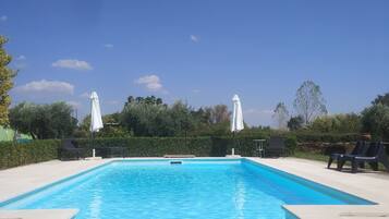 Udendørs pool