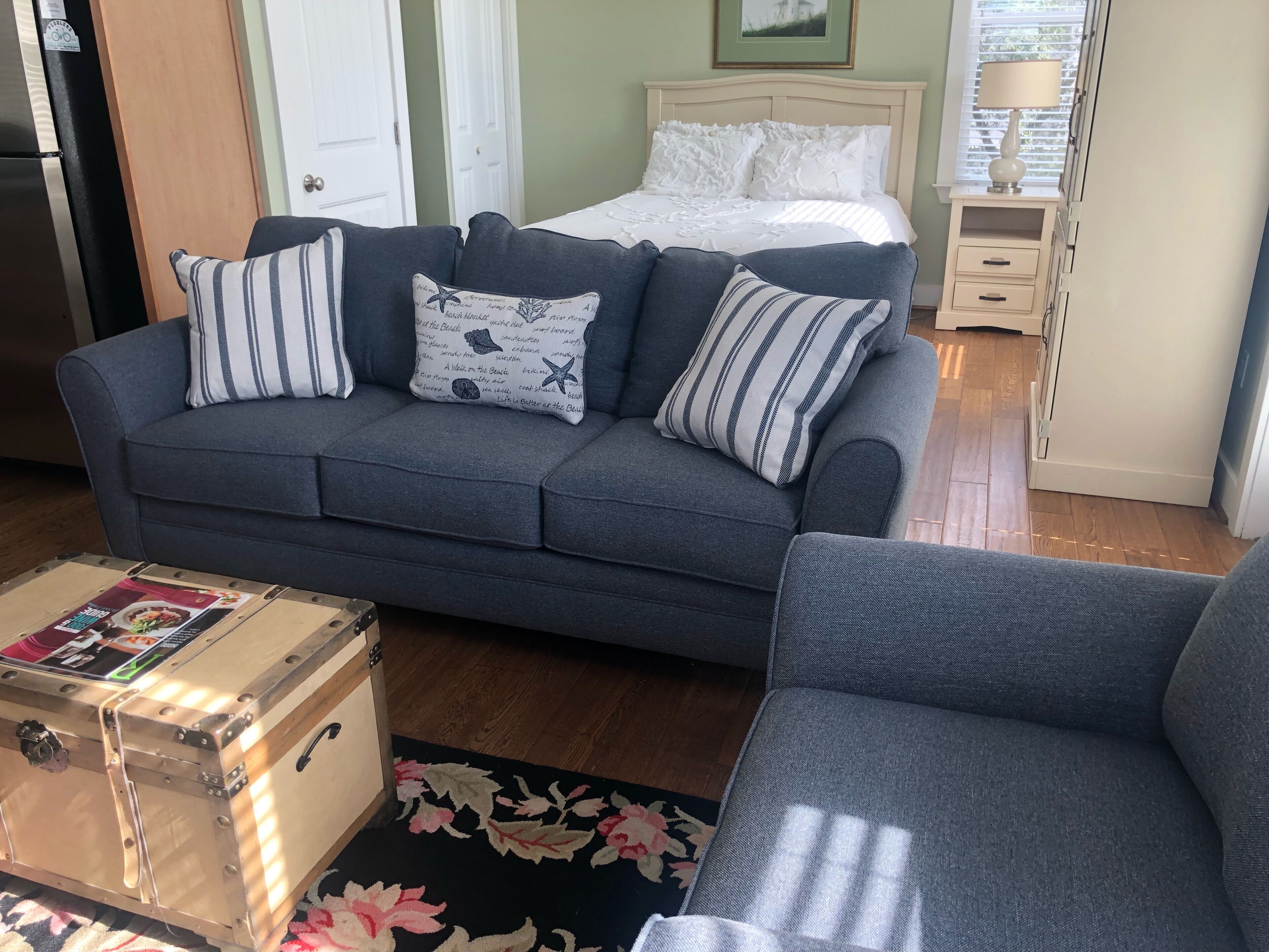 Carriage House In great location, 500 sq. feet, fully furnished, WiFi.