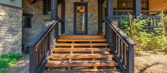 NEW - Truckee Luxury Retreat - Remote Work Friendly - Sleeps 10+