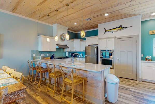 Fridge, oven, dishwasher, coffee/tea maker