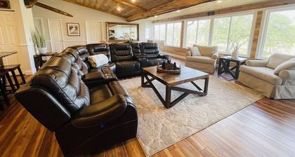 15 ACRE RIVER FRONT CABIN HOUSE ON THE SUWANNEE, WITH SPRING WALKING DISTANCE