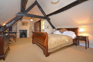 6 chambres, fer et planche à repasser, accès Internet, draps fournis