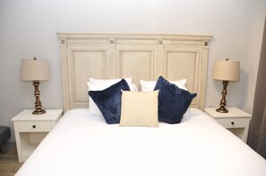 2 bedrooms, iron/ironing board, travel cot, WiFi