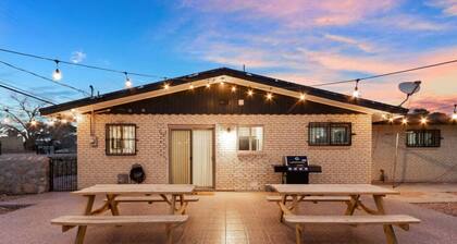 Southwestern Modern 4 Bedroom Home