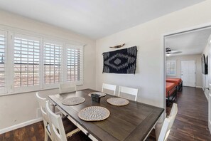 Dining - Southwestern Modern 4 Bedroom (El Paso)