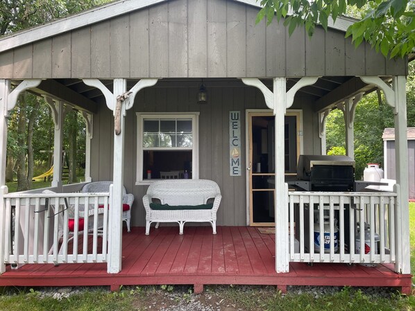 Terrace/patio - Rustic cottage getaway (Dexter)