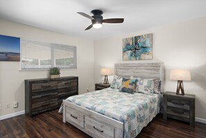 4 chambres, fer et planche à repasser, Wi-Fi, literie fournie