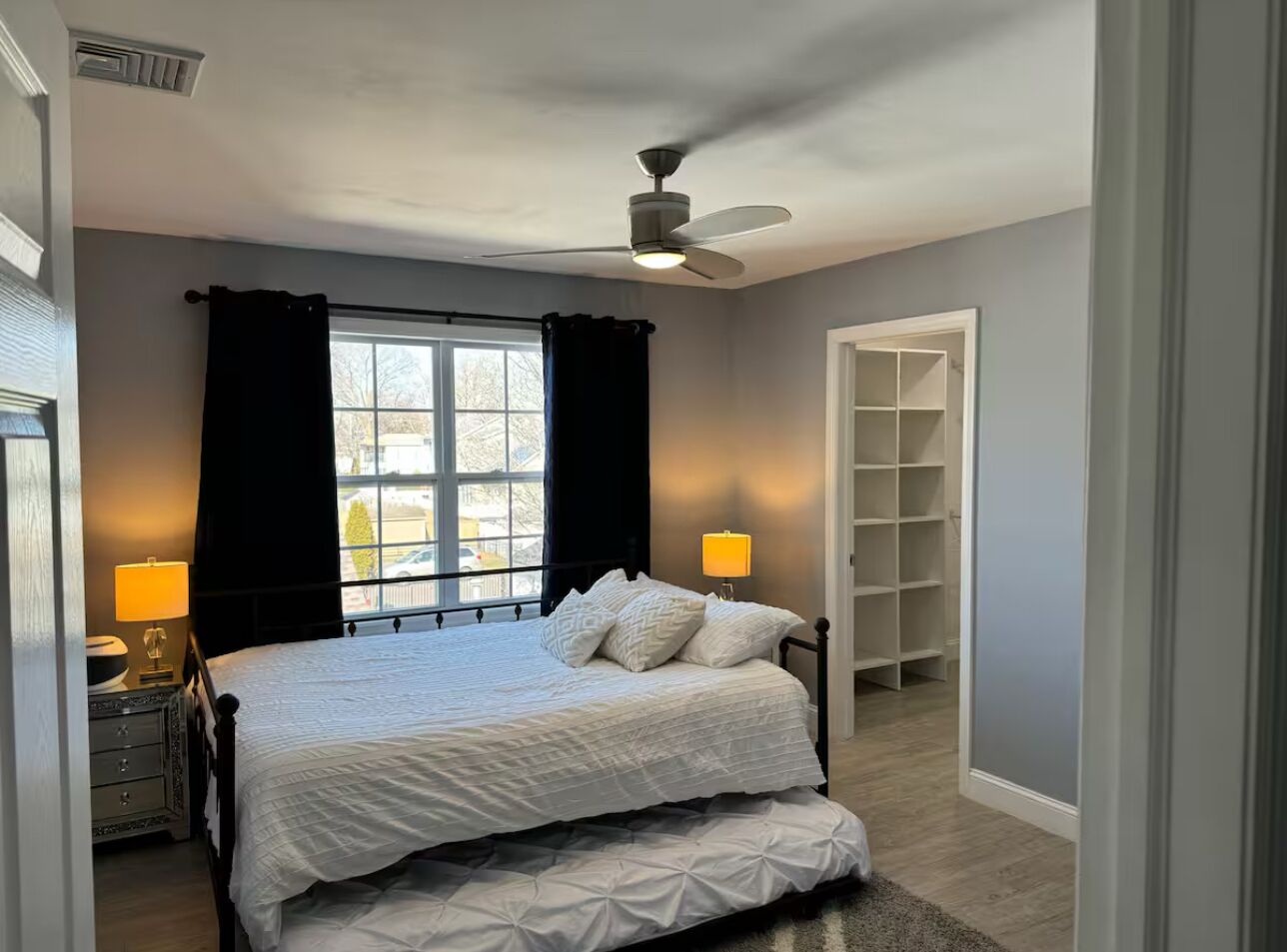 5 chambres, bureau, fer et planche à repasser, Wi-Fi gratuit