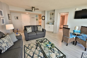 TV, ping pong - Oceanfront 1 BR Condo, BEST VIEWS on the Beach Honeymoon Favorite PeckPlaza 19NE (Daytona Beach Shores)