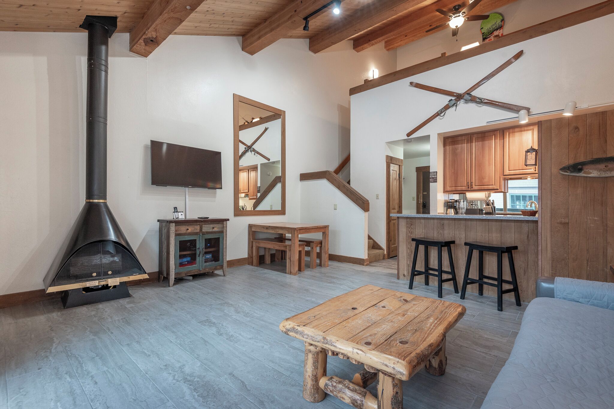 Smart-TV, peis og bordtennis