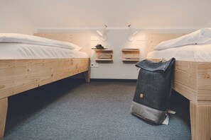 3 Schlafzimmer, Zimmersafe, Reisekinderbett, WLAN
