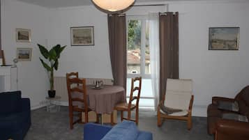 Televisie en een kantoor