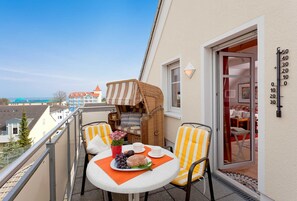 Outdoor dining - Ferienwohnung Möwennest - Ferienwohung Möwennest (Zinnowitz)