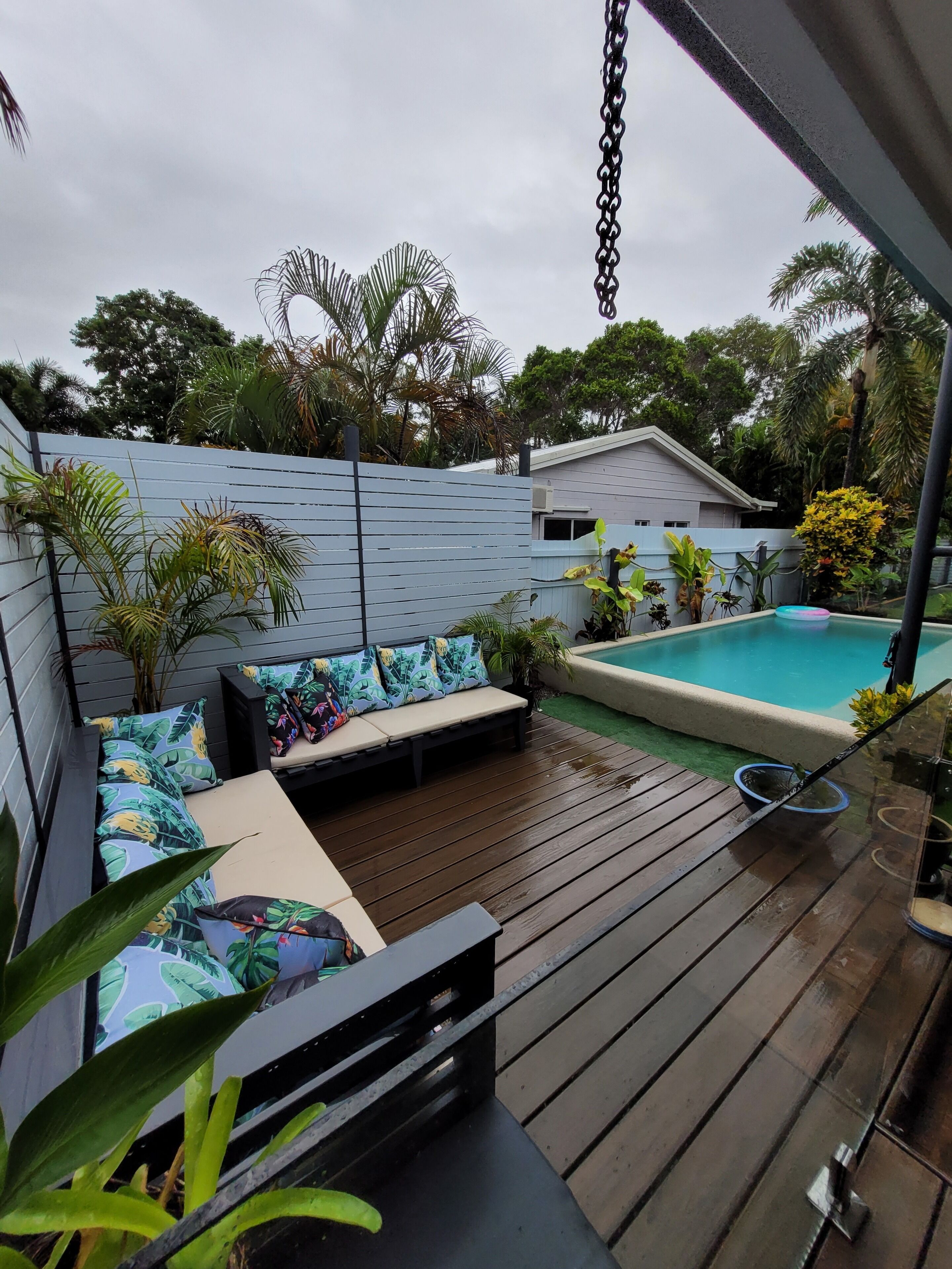 Escape to 4Mile – Private Family Home 70m from the Beach