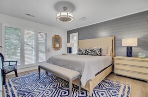 2 chambres, fer et planche à repasser, Wi-Fi gratuit, draps fournis