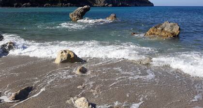 Moderne Villa mit Pool, am Corfutrail und in Meernähe