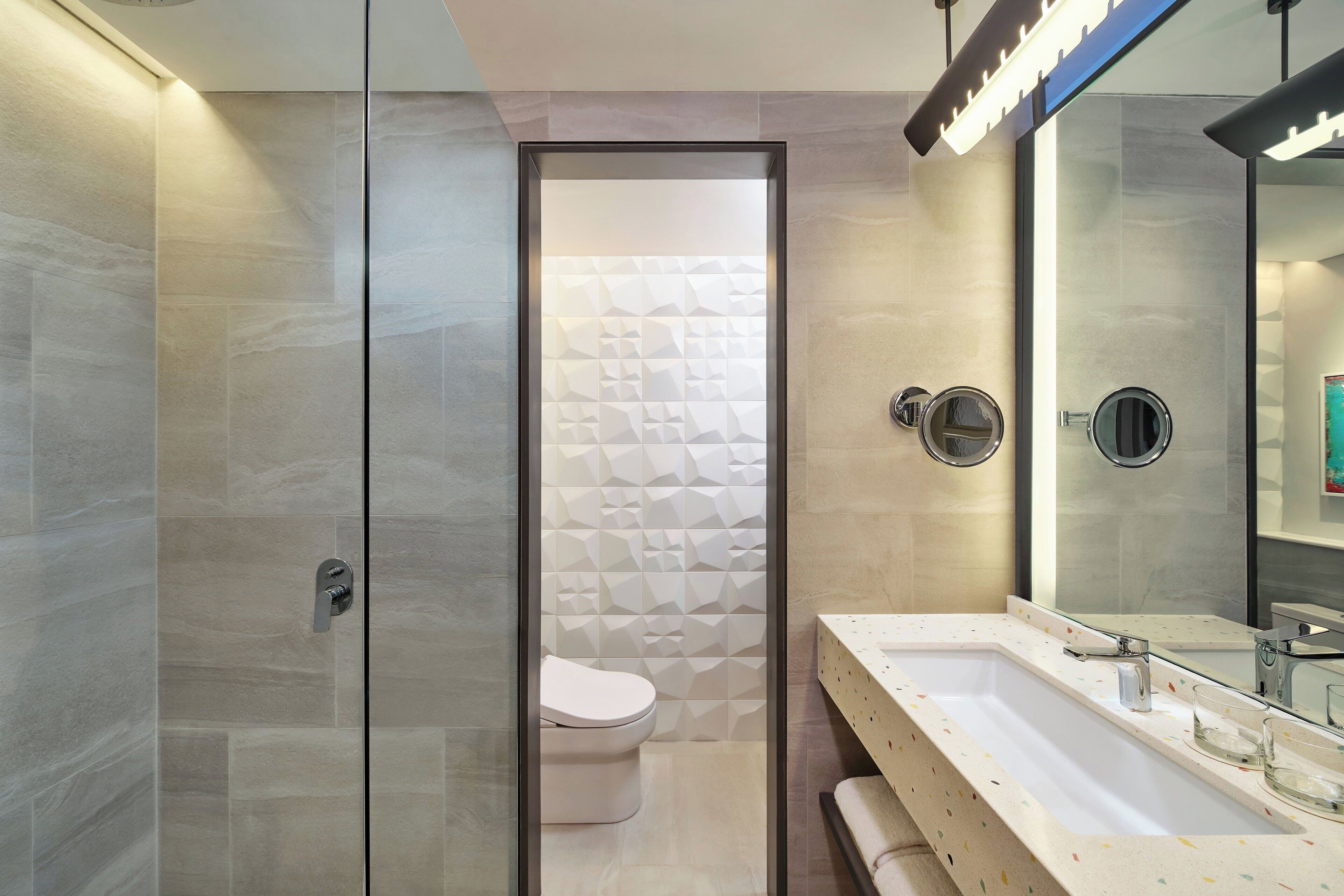 shower, rainfall showerhead, free toiletries, hair dryer