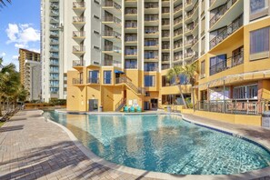 Innenpool, beheizter Pool