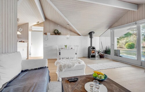 2 bedroom gorgeous home in Væggerløse