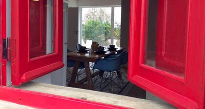 Funky cottage for 2, patio, garden, mountainview. Coast 14 km. Rota Vicentina.