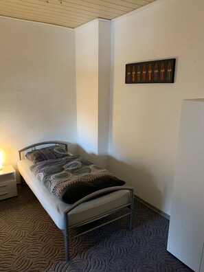 1 Schlafzimmer, Bügeleisen/Bügelbrett, Reisekinderbett, kostenloses WLAN