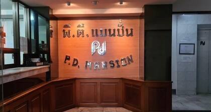 Studio room near MRT by PD Mansion