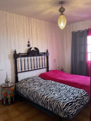 2 chambres, Wi-Fi gratuit, draps fournis