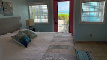 2 bedrooms, in-room safe, iron/ironing board, free WiFi