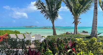 Exuma Sol - Stunning Views from this Oceanfront Beach Cottage