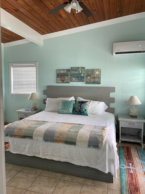 2 bedrooms, in-room safe, iron/ironing board, free WiFi